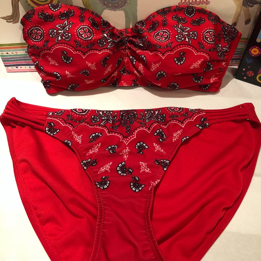 HOT WATER TWO-PIECE SWIMSUIT